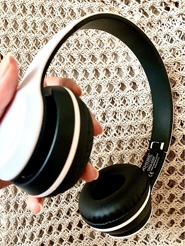 P47 Beyaz Renk Wireless Kulaklık