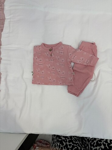 Diğer Melisa bebe 1-3 ay pijama takımı