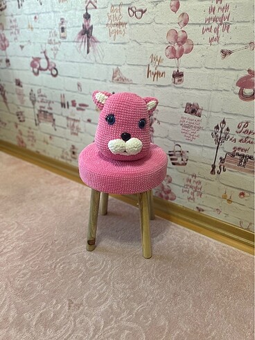  Beden Amigurumi Tabure
