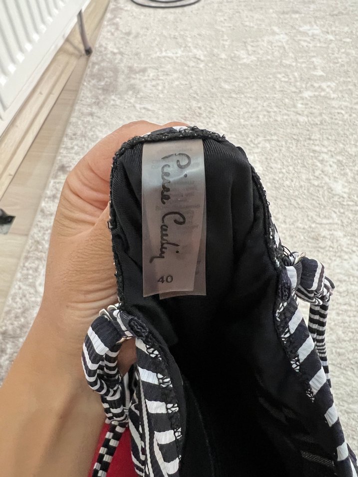 Zebra Desenli Siyah İnce Askılı Mayo - Görsel 3