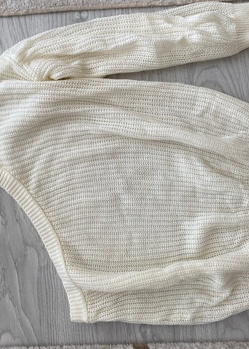 Kadın Beyaz Örgü Boğazlı Salaş Kazak - Görsel 4