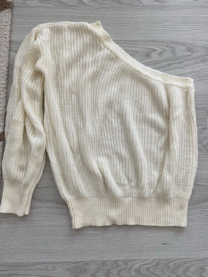 Kadın Beyaz Örgü Boğazlı Salaş Kazak - Görsel 2