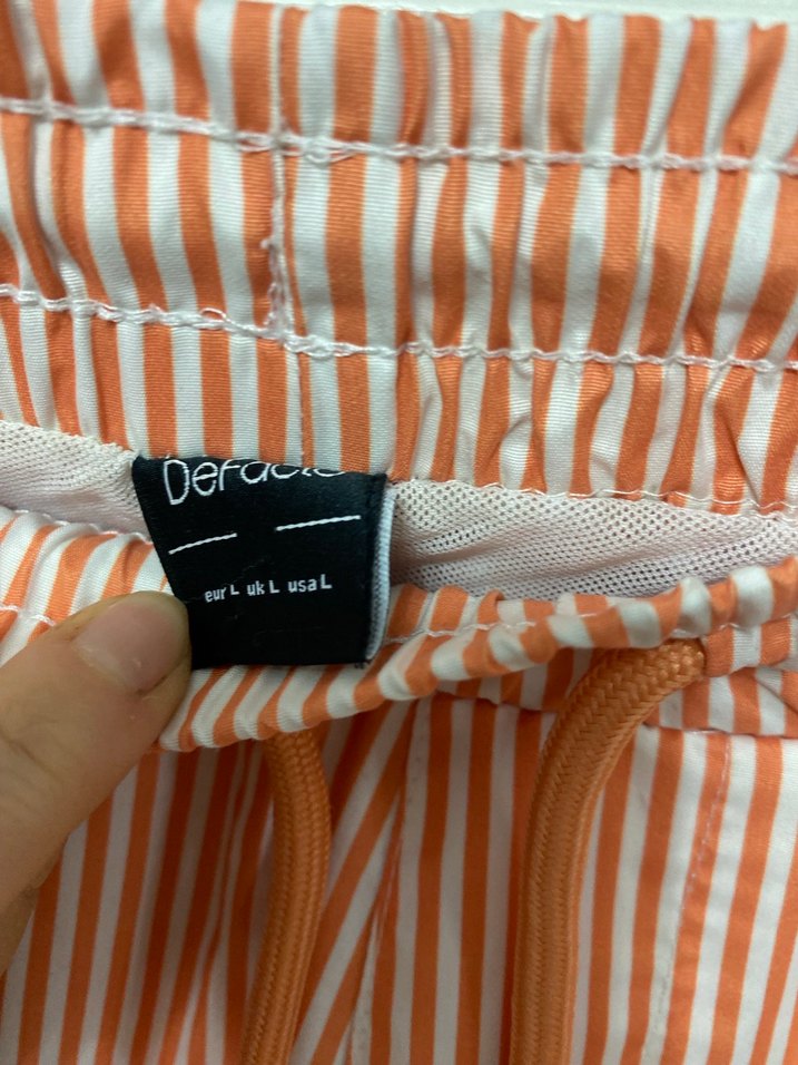 Turuncu Çizgili Erkek Mini Şort - Görsel 2