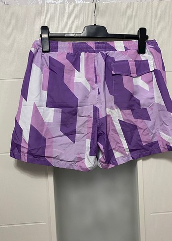 Mor Batik Desenli Kısa Erkek Mayo - Görsel 3