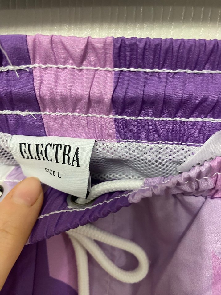 Mor Batik Desenli Kısa Erkek Mayo - Görsel 4