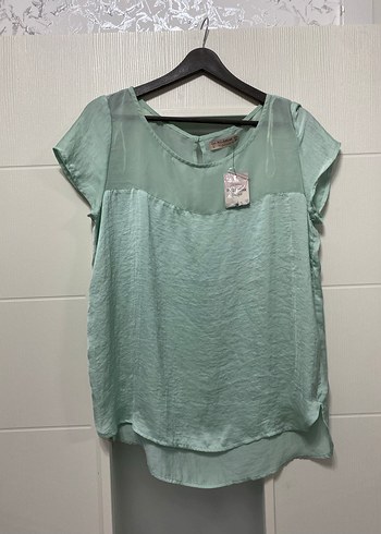 Kadın Yeşil Kısa Kollu Saten Bluz - Görsel 4