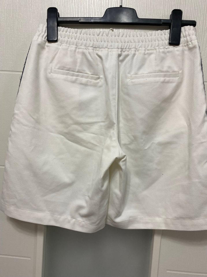 Beyaz Mini Şort - Görsel 4