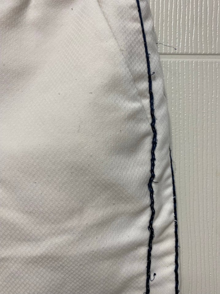 Beyaz Mini Şort - Görsel 3