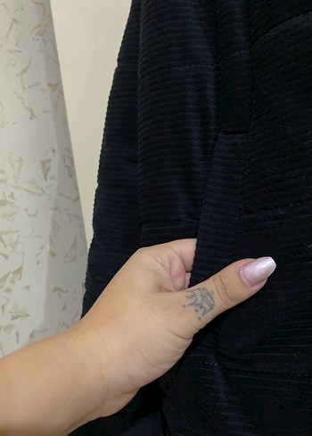 m Beden Siyah Kadın Fermuarlı Yüksek Yakalı Ceket