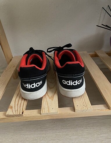 36 Beden siyah Renk Adidas ayakkabı