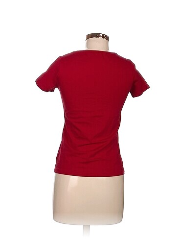 universal Beden Diğer T-shirt %70 İndirimli.