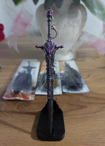 Final fantasy Omega weapon kılıç
