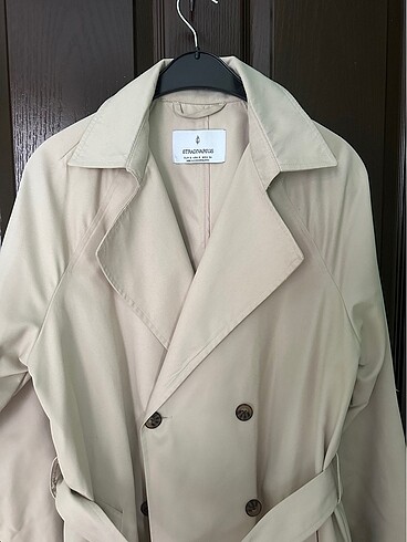 Stradivarius xs bej uzun trençkot kuşaklı