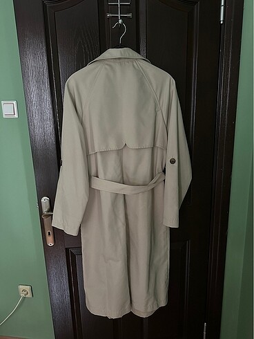xs Beden Stradivarius xs bej uzun trençkot kuşaklı