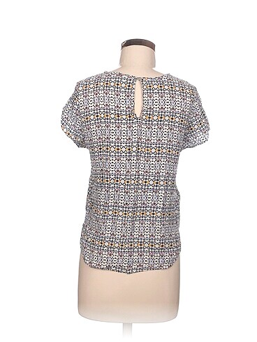 40 Beden H&M Bluz %70 İndirimli.