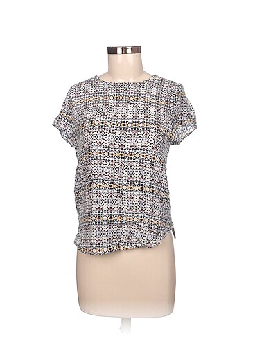 H&M Bluz %70 İndirimli.
