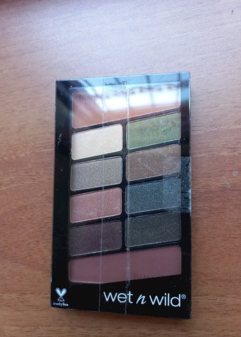 Wet n Wild Koyu Bej Göz Farı Paleti
