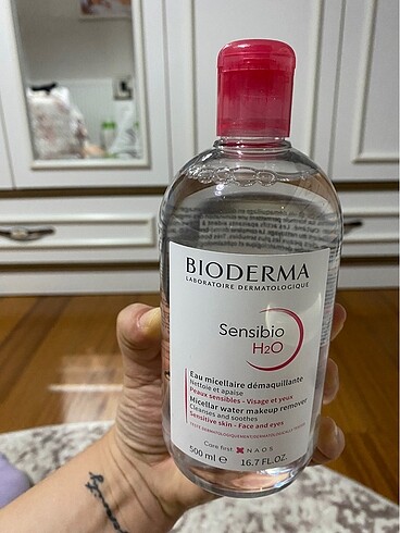 Beden Bioderma temizleme suyu