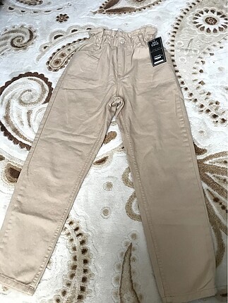 Beli lastikli jean