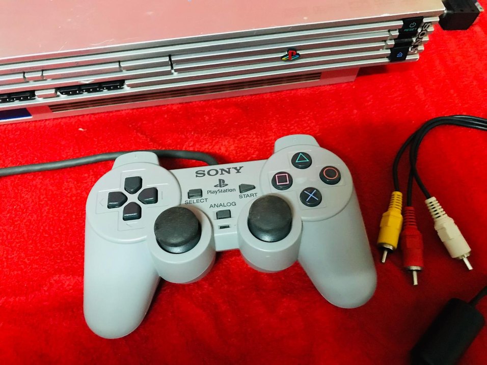 Sony PlayStation 2 Oyun Konsol PS2 silver gri koleksiyon - Görsel 4
