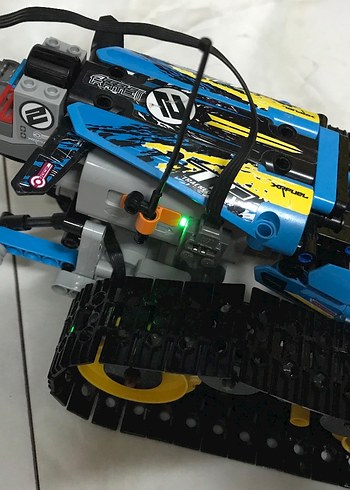 Mavi Lego Technic Paletli Araç 42095 power hub kumanda - Görsel 5