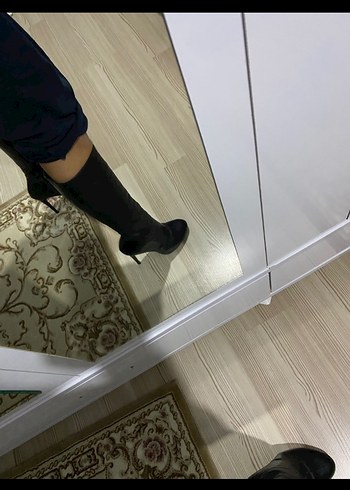 37 Beden Sıyah 37 numara çizme