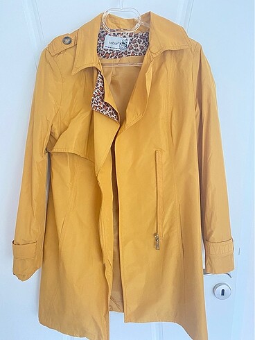Robin Sarı Trench