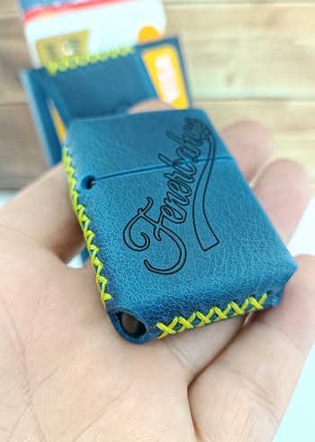 Fenerbahçe_ Hakiki deri mekanizmalı kartlık ve  benzinli çakmak - Görsel 4