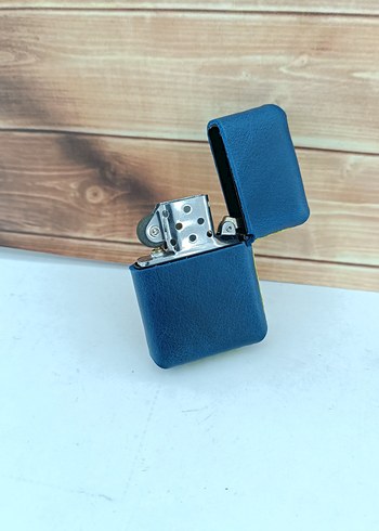 Fenerbahçe Hakiki deri kişiye özel benzinli çakmak - Görsel 17