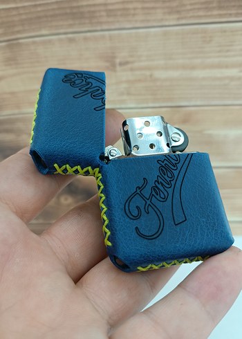 Fenerbahçe Hakiki deri kişiye özel benzinli çakmak - Görsel 15