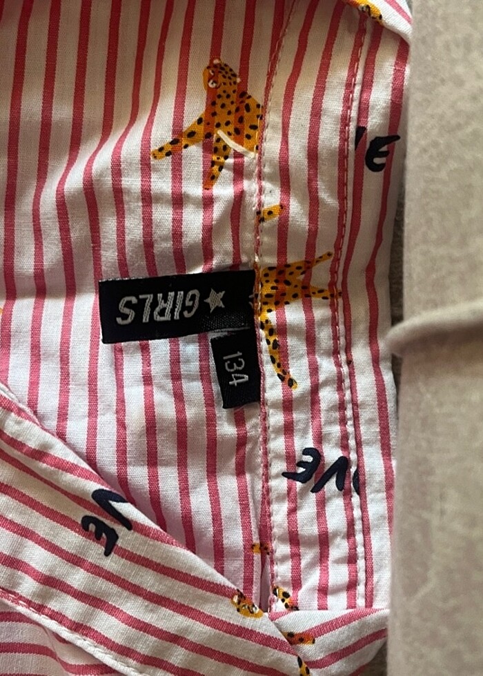 3 gömlek - Görsel 5