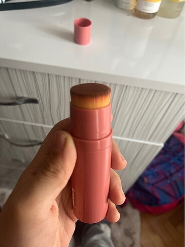 Kremi allık - Görsel 2