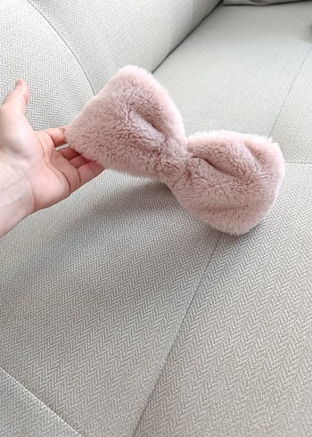 Pembe Peluş Fiyonk sac bandı ve kulaklık