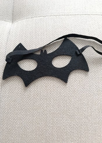 H&M Parlak Gri Batman parti maskesi