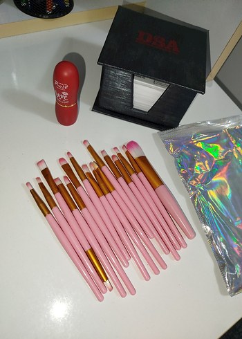 16 Profesyonel Makeup Fırçaları - Görsel 3