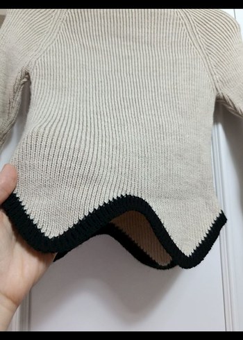 Bej Boğazlı Örgü Kadın Kazak - Görsel 2