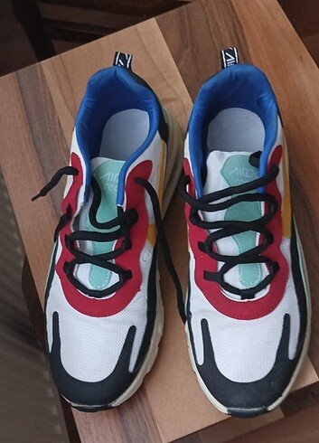 Nıke aır spor ayakkabı hiç giyilmedi