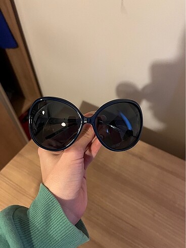 Lacivert güneş gözlüğü