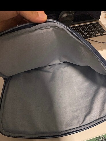 Case Logic Pc taşıma çantası
