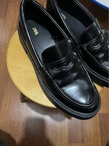 Zara Siyah Rugan Oxford Makosen