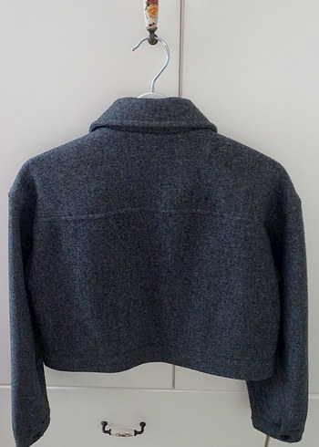 s Beden gri Renk Bershka Gri Yumuşak Crop Denim Ceket