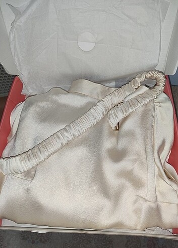 Saten ekru elbise - Görsel 6