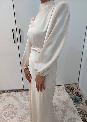 Saten ekru elbise - Görsel 8