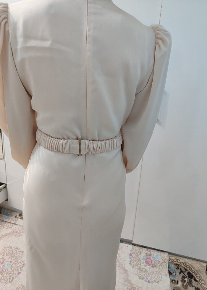 Saten ekru elbise - Görsel 2