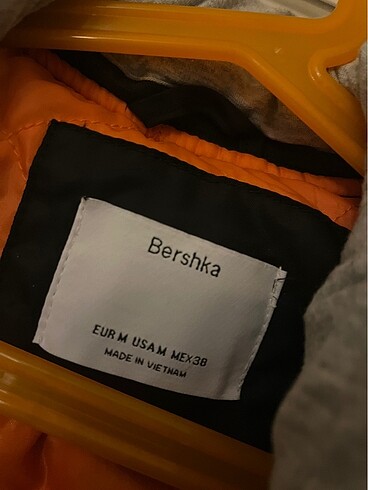 m Beden Bershka ceket