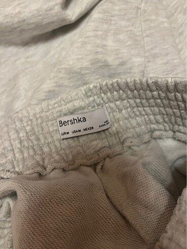 m Beden Bershka eşofman