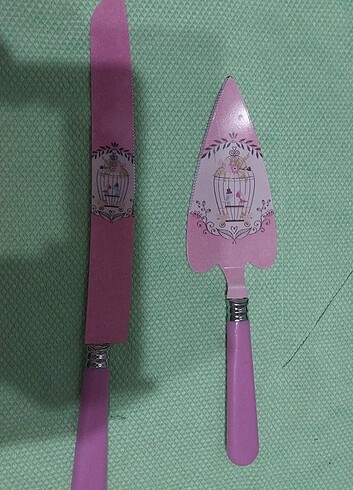 Pasta bıçağı ve spatulasi