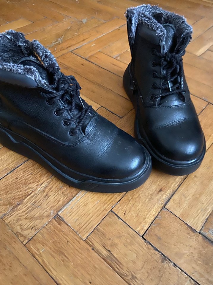 Siyah Kürklü Kadın Dolgu Topuk Bot - Görsel 2