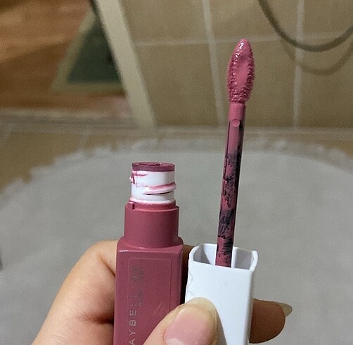 Beden pembe Renk maybelline super stay matte ink ruj