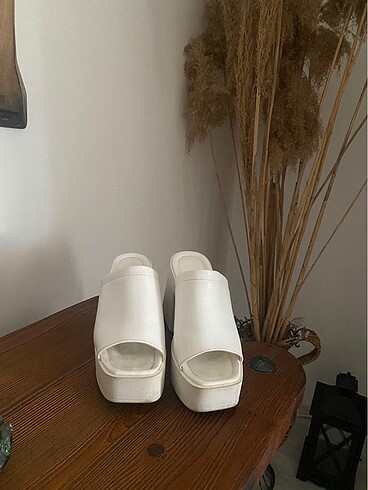 Zara Zara model 10 cm topuklu terlik